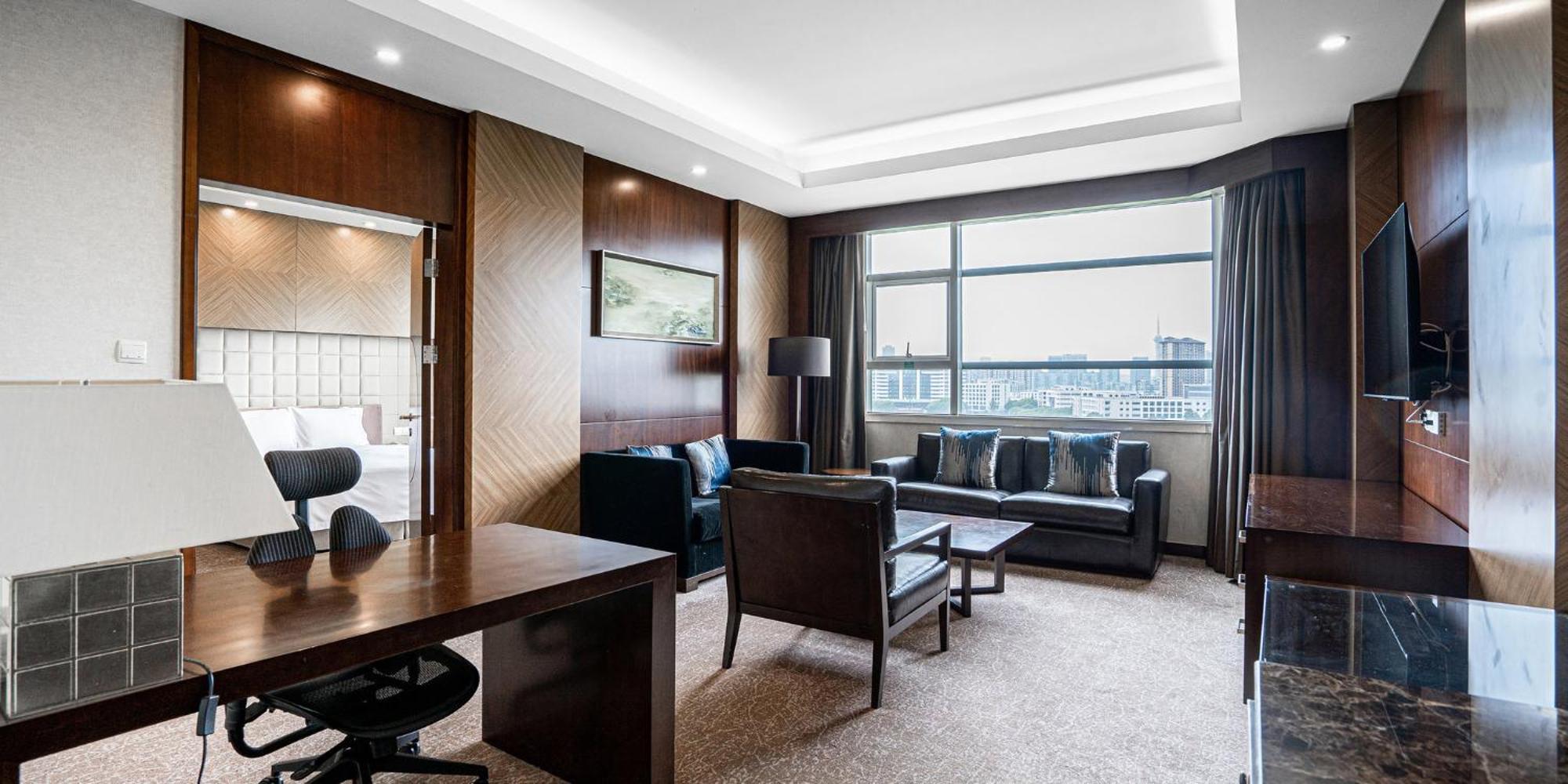 Holiday Inn Changzhou Wujin By Ihg Exterior photo
